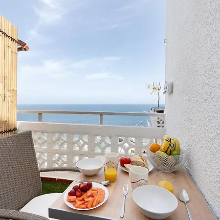 Olas Del Atlantico Такоронте